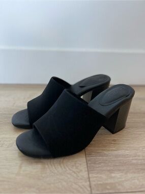 Black Slip-On Block Heel Sandals - Size 9